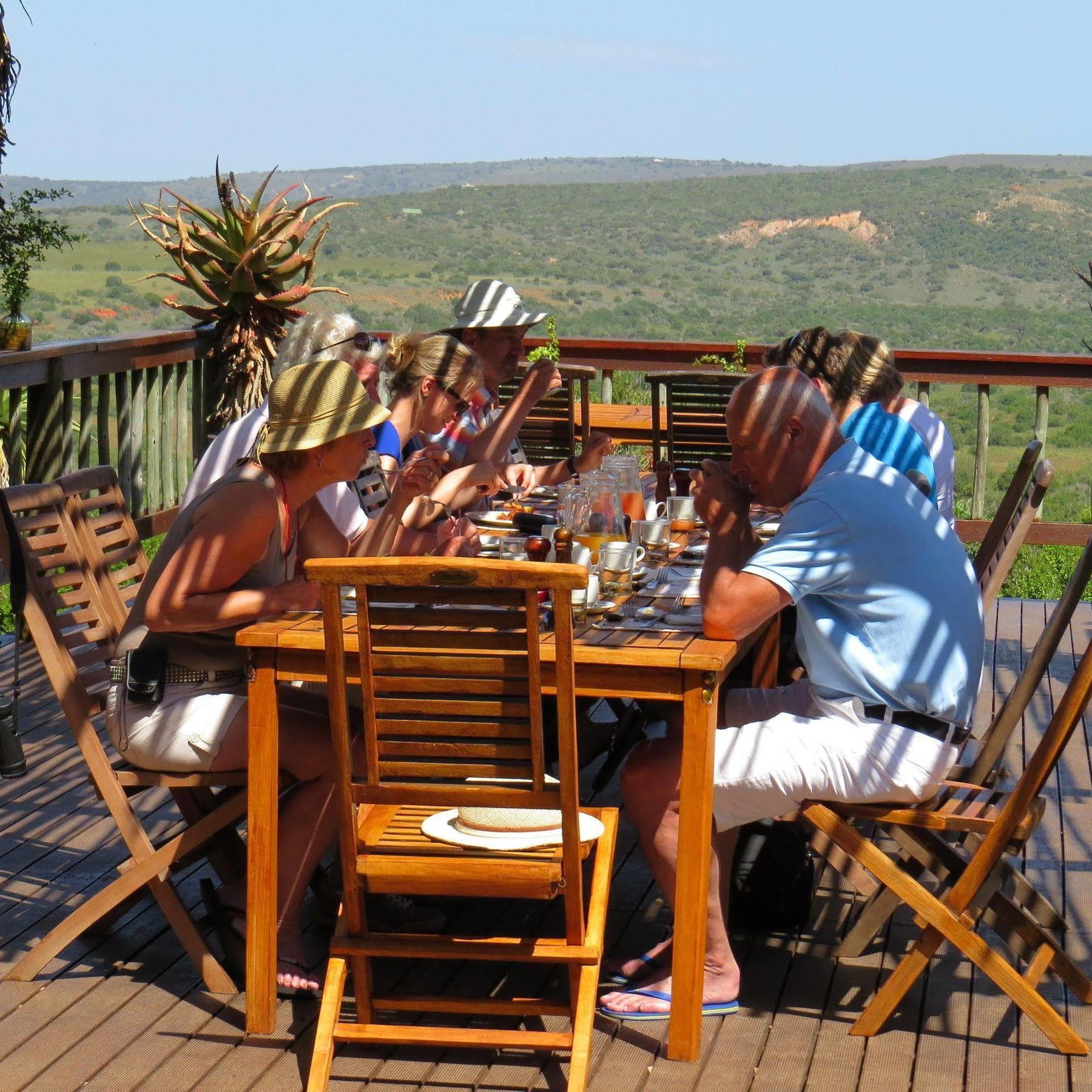 Woodbury Lodge - Amakhala Wildreservaat Buitenkant foto